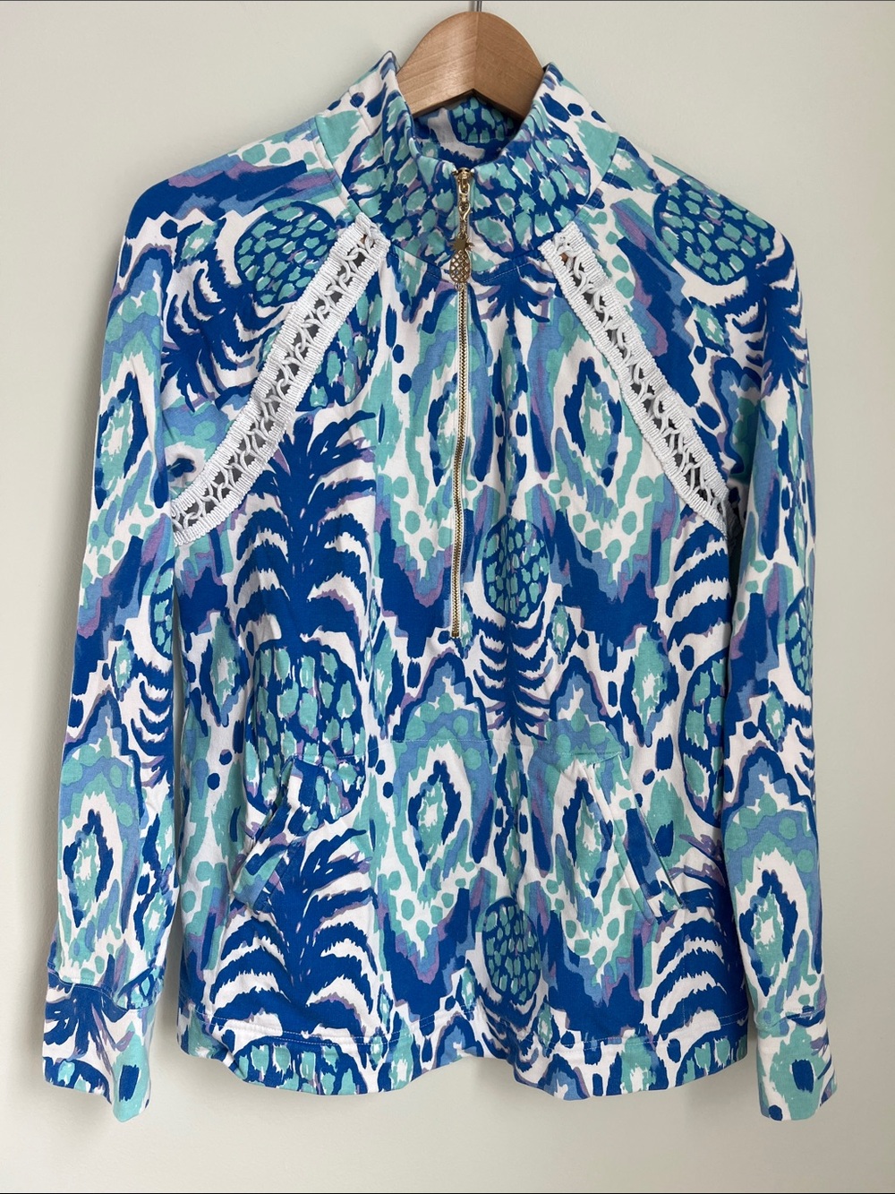 Lilly Pulitzer | Blue & Aqua Pineapple Printed Half-Zip Pullover #27632 Size M